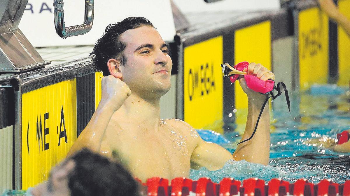 Joan Lluís Pons, feliz al   ver su crono en el   marcador.