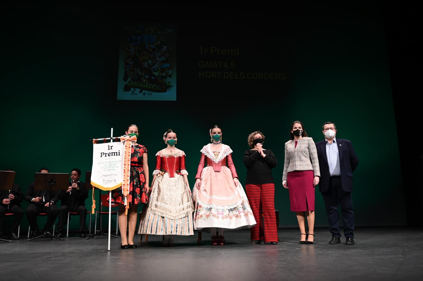 Entrega de premios de llibrets a las collas y gaiatas ganadoras del uso del valenciano