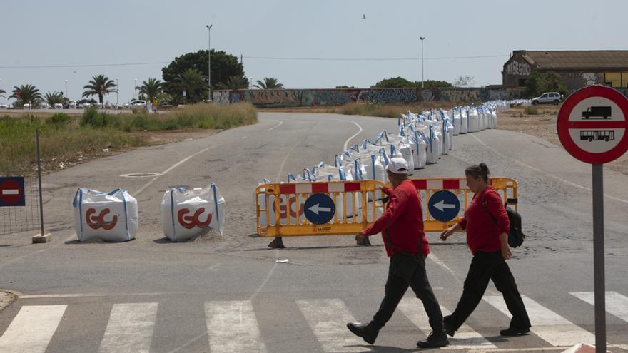 Sin solución a corto plazo para el  vial del malecón en el Port de Sagunt