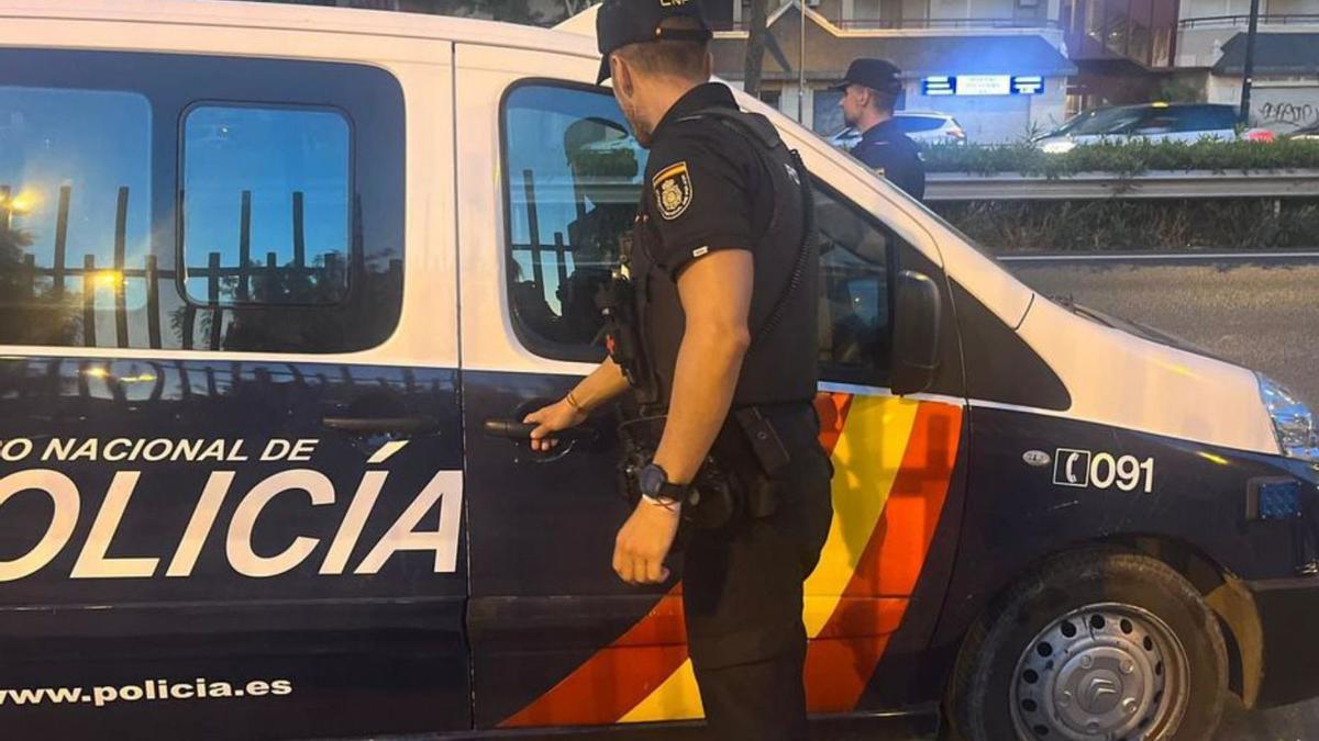 Una patrulla de la Policía Nacional en Palma. | CNP