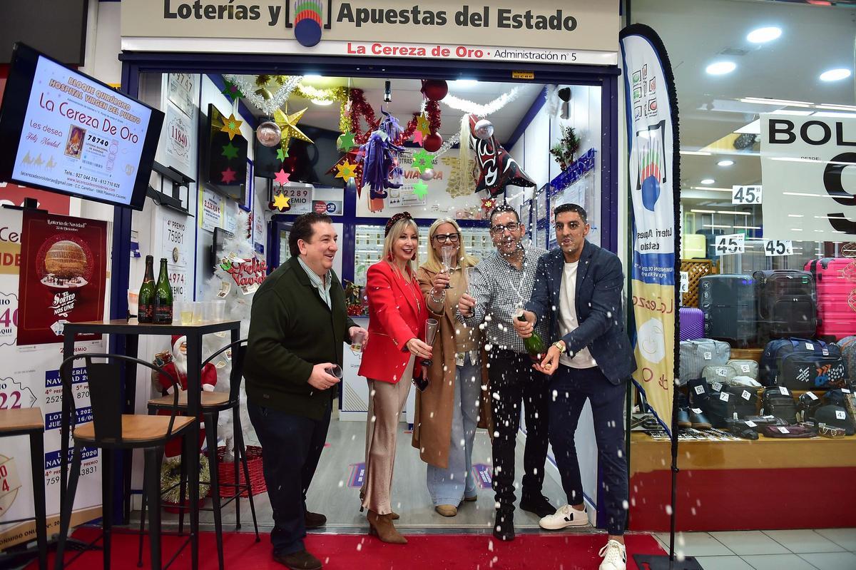 Fotogalería | Los instantes del sorteo de la Lotería de Navidad en Extremadura