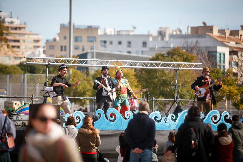 Sant Sebastià se acerca a los niños con la fiesta de sa Riera