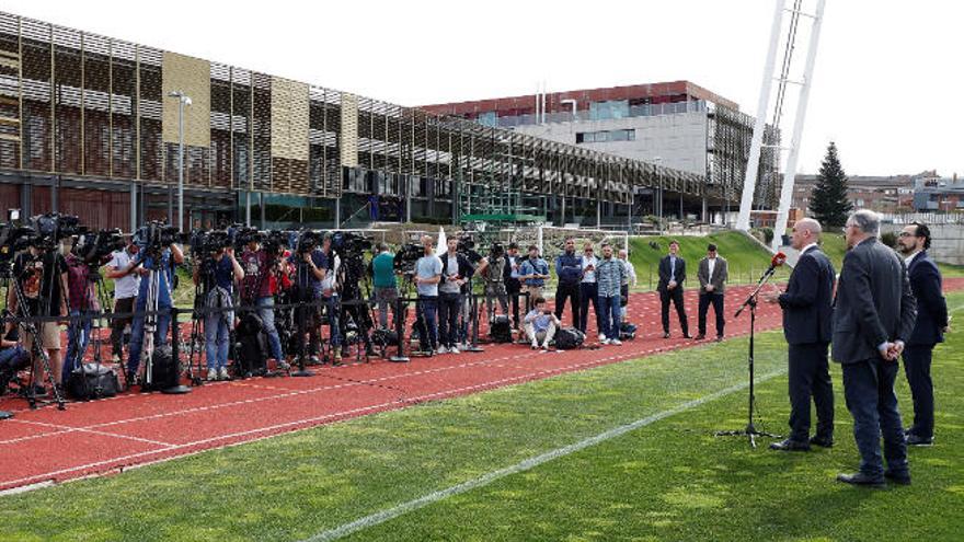 Momento de la rueda de prensa que ofreció ayer Luis Rubiales en la Ciudad del Fútbol de Las Rozas.