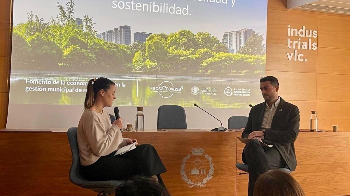 El regidor Ferran Lloret va detallar el model d'eficiència de Pedreguer