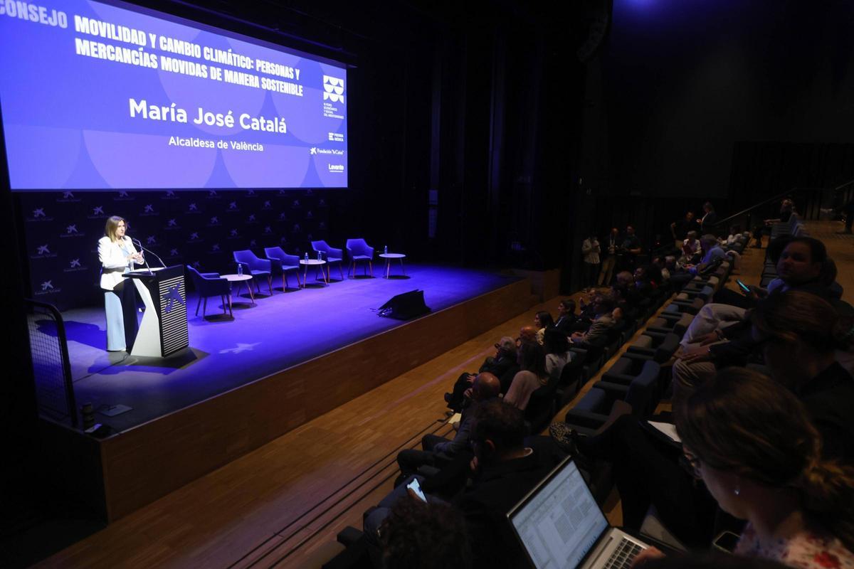 María José Catalá durante su intervención.