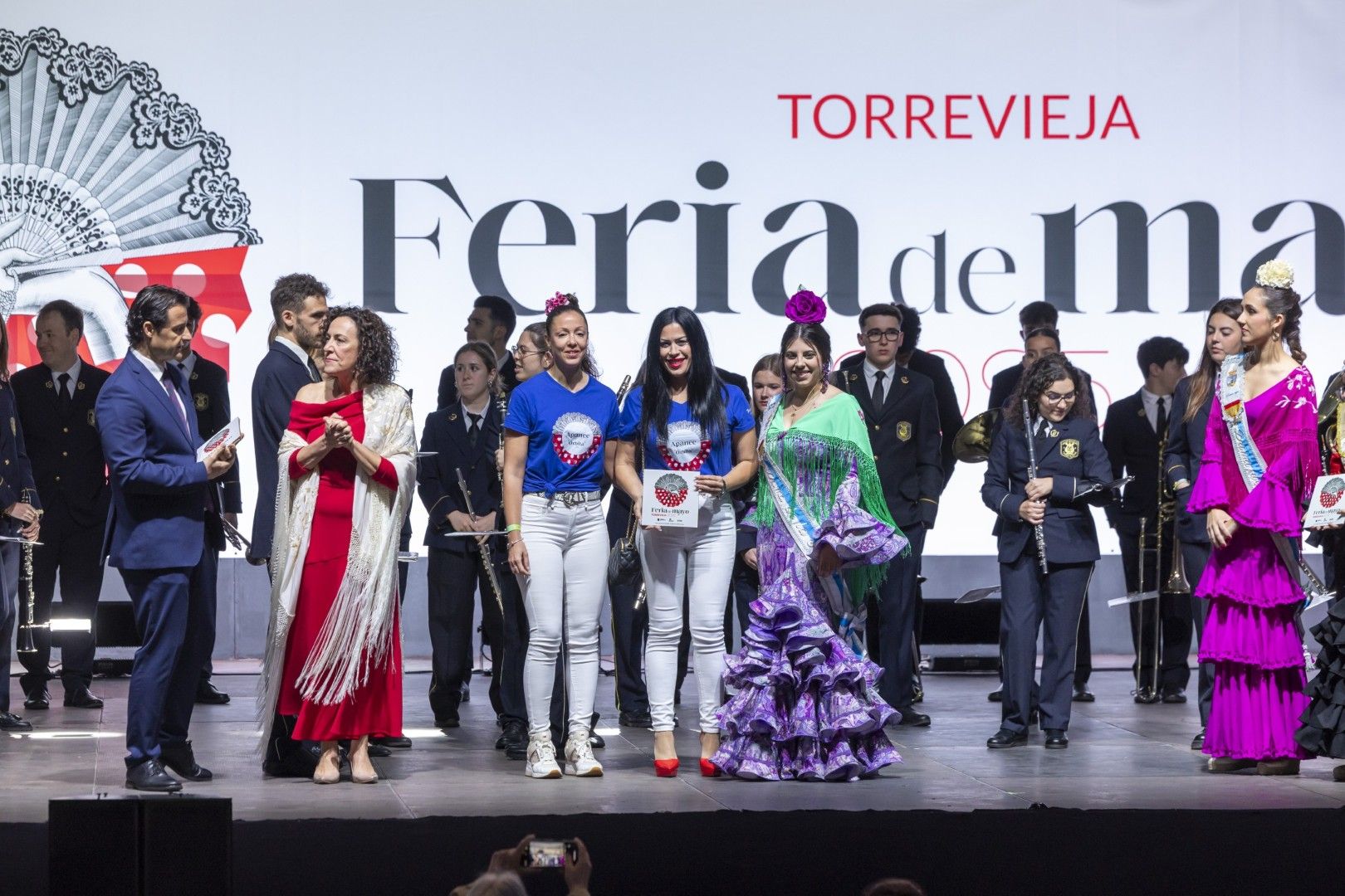 Por sevillanas en la Feria de Mayo de Torrevieja 2025