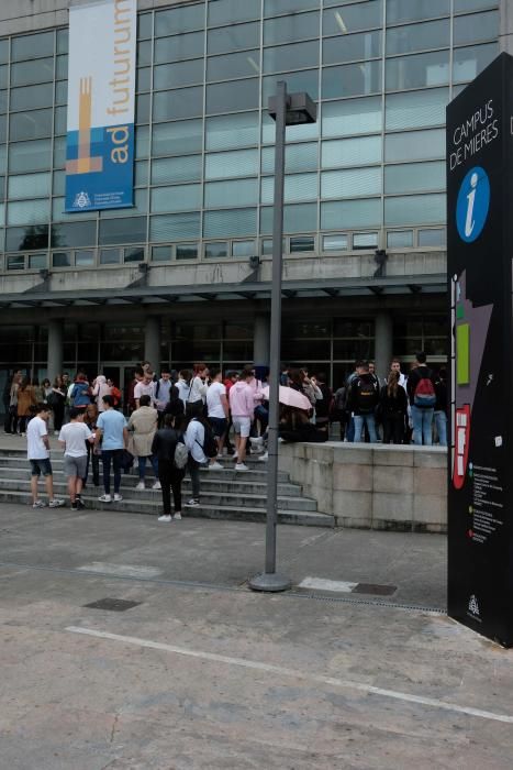 Ebau 2019 en Asturias: primer día de exámenes de selectividad en Mieres