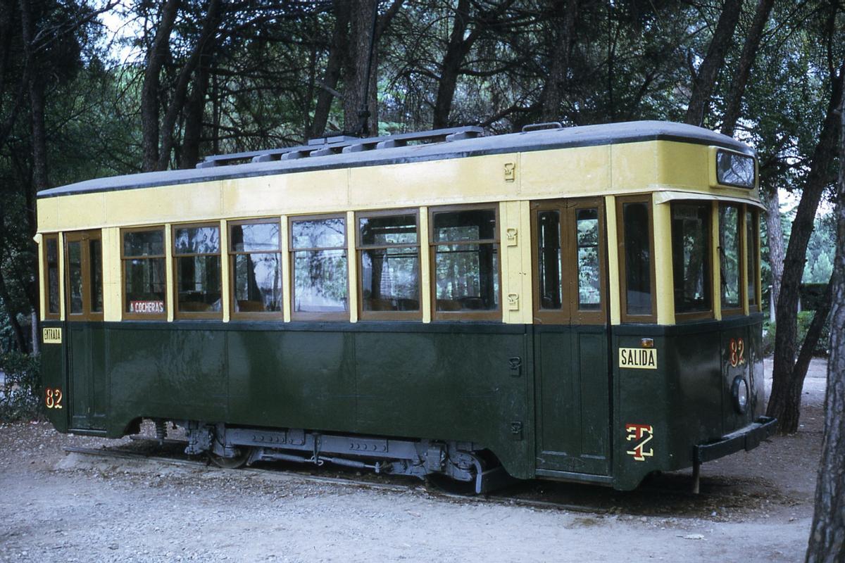 Fotografía del tranvía 82 en el Cabezo del Parque Grande José Antonio Labordeta.