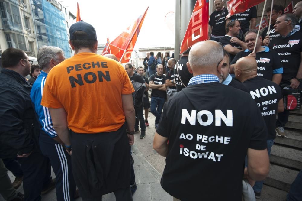 El presidente del comité de empresa, Juan Carlos López Corbacho, declara en A Coruña en el marco de la investigación judicial a sindicalistas por la protesta de Alcoa.