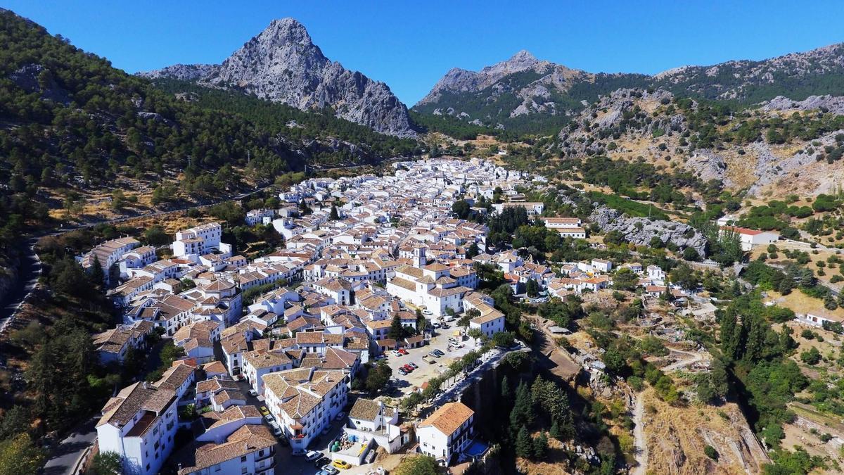 Vista área del pueblo menos caluroso de Andalucía.
