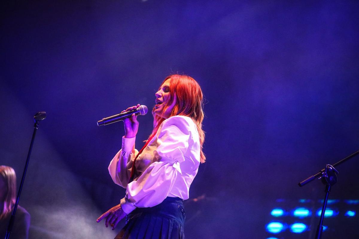 GALERÍA | Las imágenes más especiales del concierto de Leire Martínez en la Plaza Mayor de Zamora