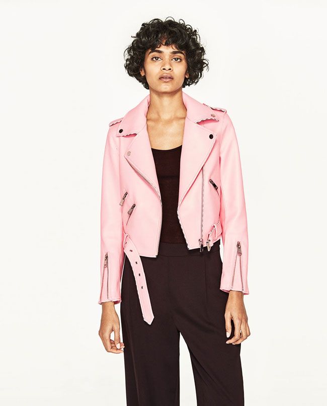 La chaqueta rosa de Zara de la temporada