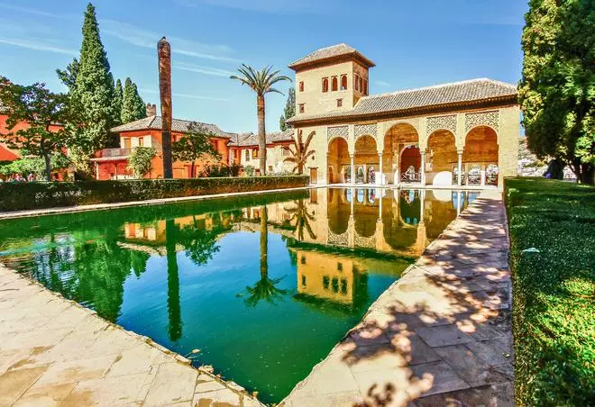 El Parador más espectacular de España está en un recinto declarado Patrimonio de la Humanidad y dormir allí es vivir una experiencia digna de la realeza