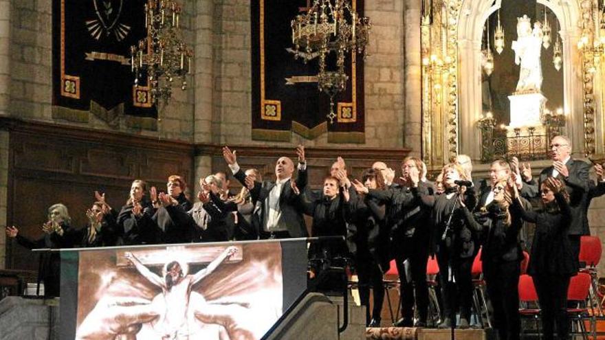 L&#039;estrena de &quot;La passió de Cardona&quot; va tenir lloc divendres a la nit a l&#039;església de Sant Miquel de Cardona, sota la batuta d&#039;Ovidi Cobacho