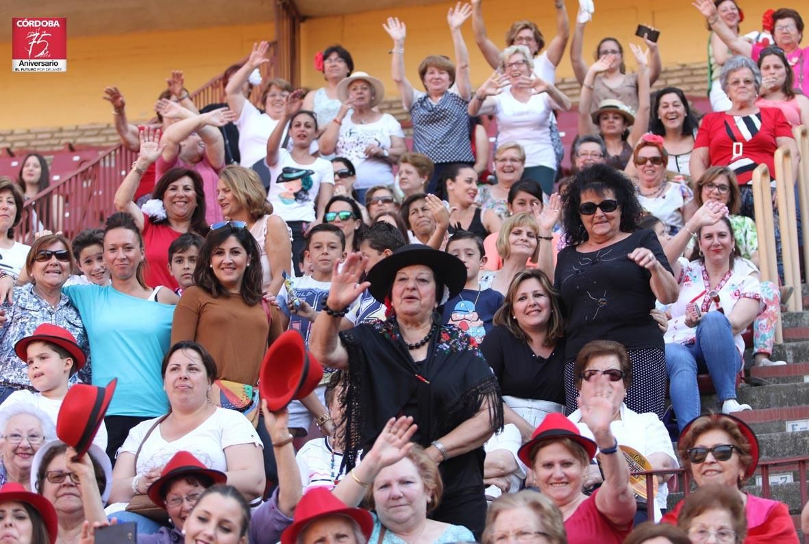 FOTOGALERÍA / La becerrada a la mujer cordobesa en el Coso de los Califas