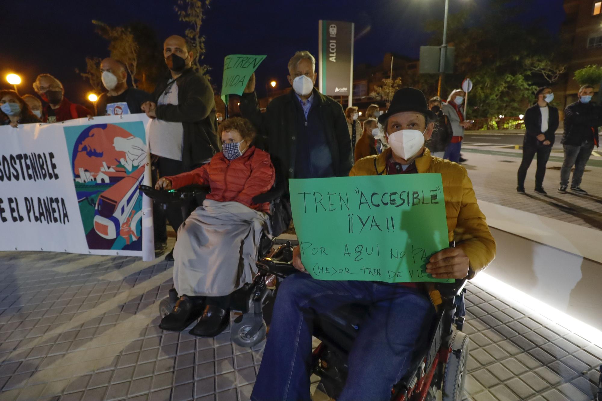 El Ayuntamiento de Alcoy y el PSOE defienden la actuación del Gobierno en la mejora del tren