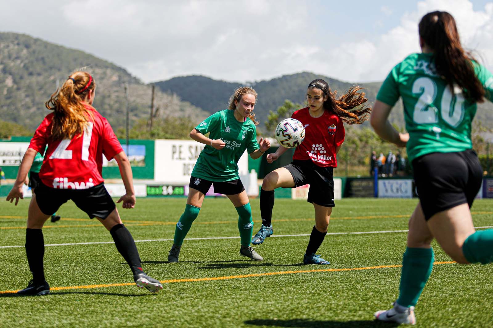 El Sant Jordi femenino vuelve a la competición tras casi cinco meses