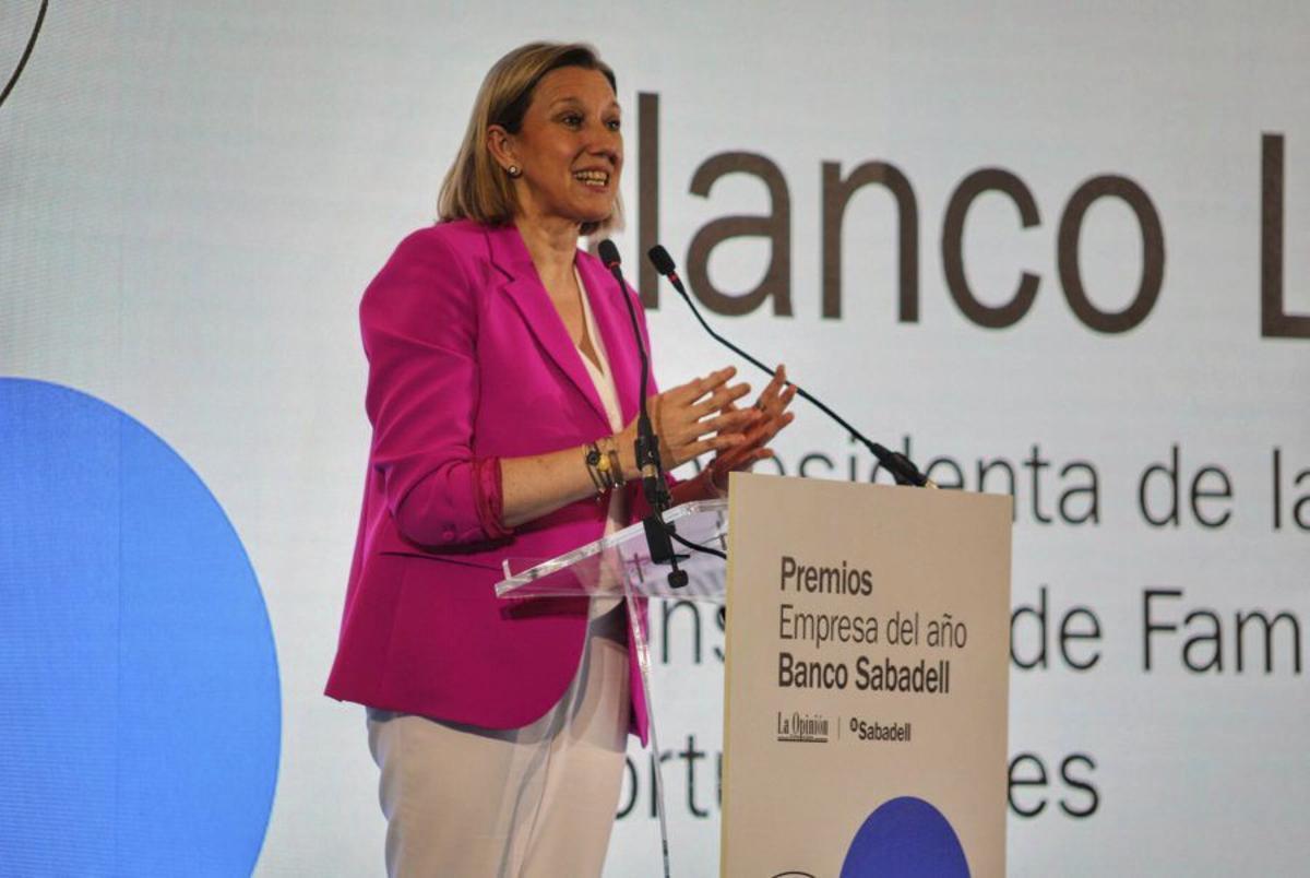 La vicepresidenta, Isabel Blanco, en los Premios Empresa del Año. | J. L. F. (ARCHIVO)