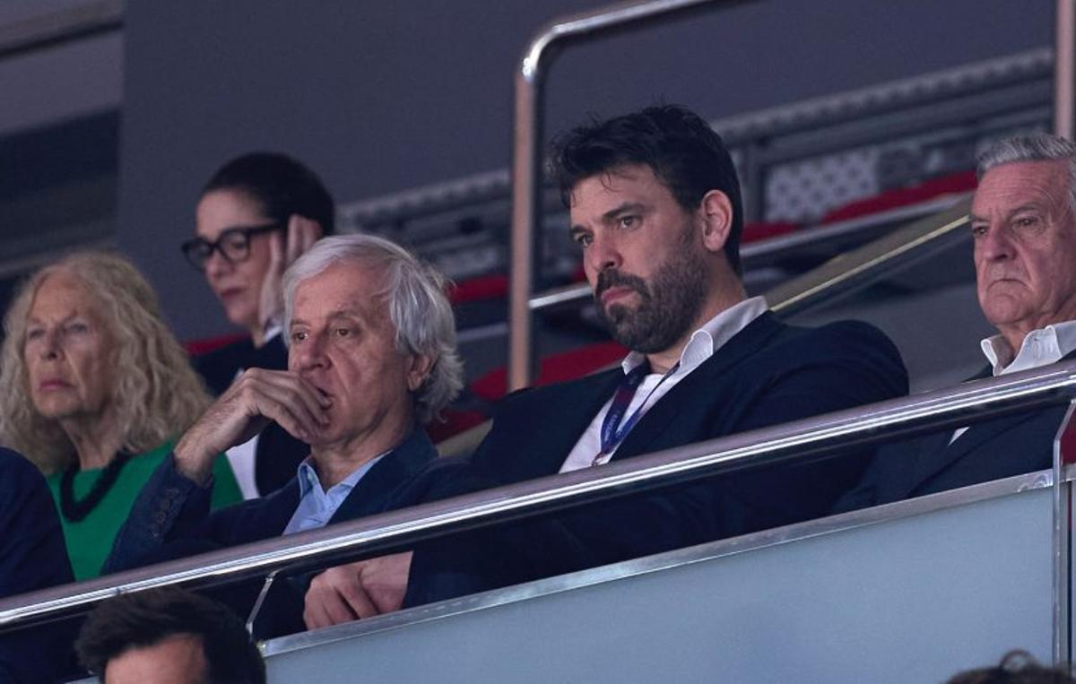 Marc Gasol siguió el encuentro desde el palco, junto a Josep Cubells