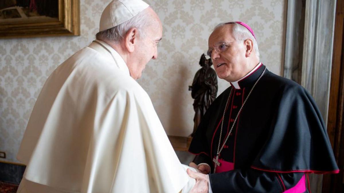 El encuentro del obispo de Ourense con el papa | CEDIDA