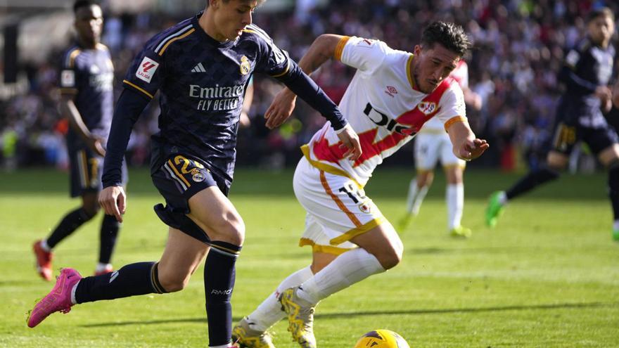 El Real Madrid derrapa en Vallecas