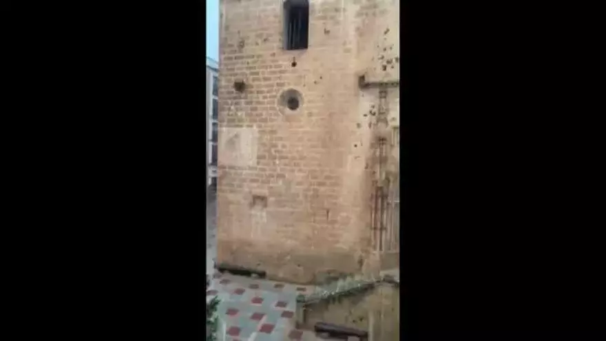 El momento en el que un rayo cayó en la iglesia gótica de Xàbia