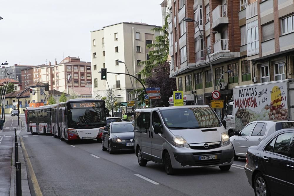 Obras en avenida de la Costa, en Gijón