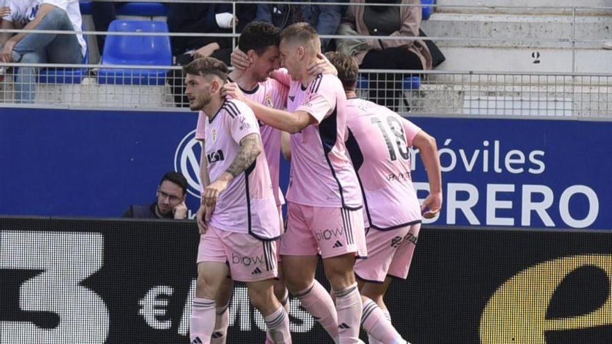 Al play-off se ataja por Huesca: vital triunfo del Oviedo en El Alcoraz (0-2)
