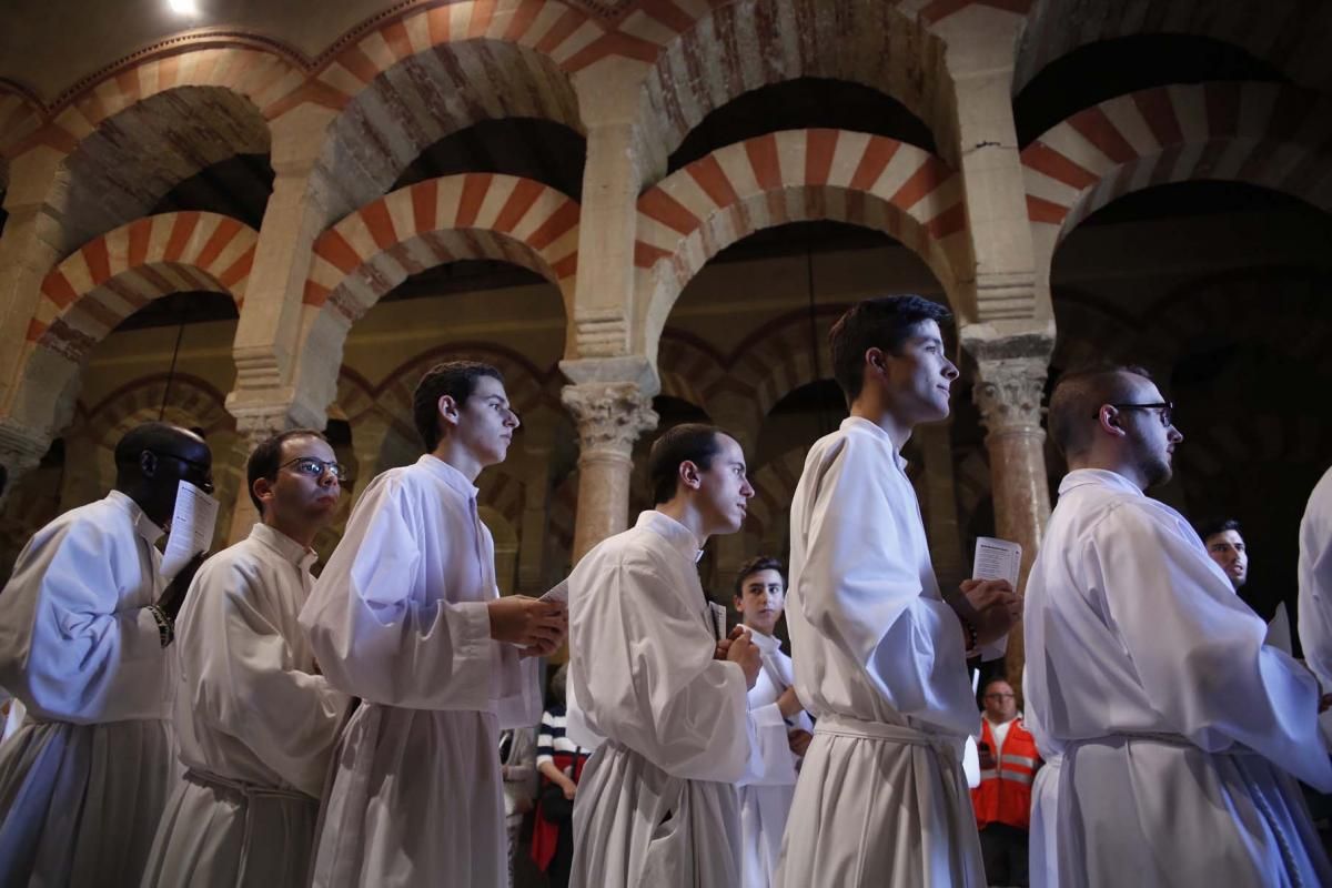 El Corpus recorre las inmediaciones de la Mezquita-Catedral