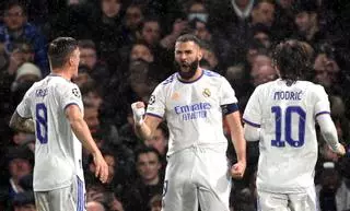 Benzema noquea al Chelsea y deja al Real Madrid con un pie en semifinales