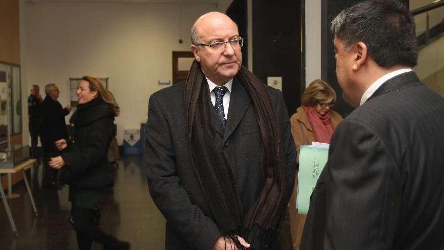 El alcalde de Ourense testificó en el juicio por su informe en su etapa de inspector de Hacienda. // Iñaki Osorio