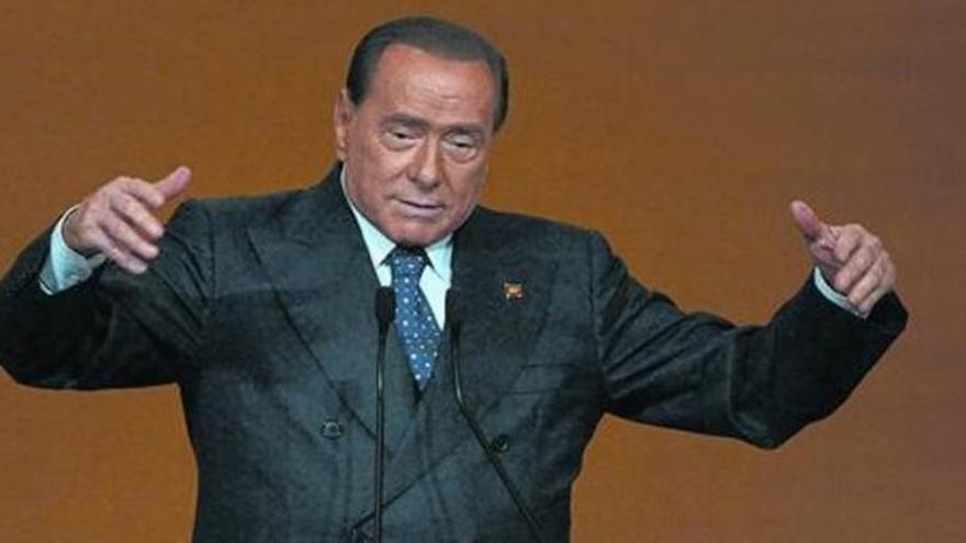 Berlusconi intenta paralizar su expulsión del Senado &quot;in extremis&quot;