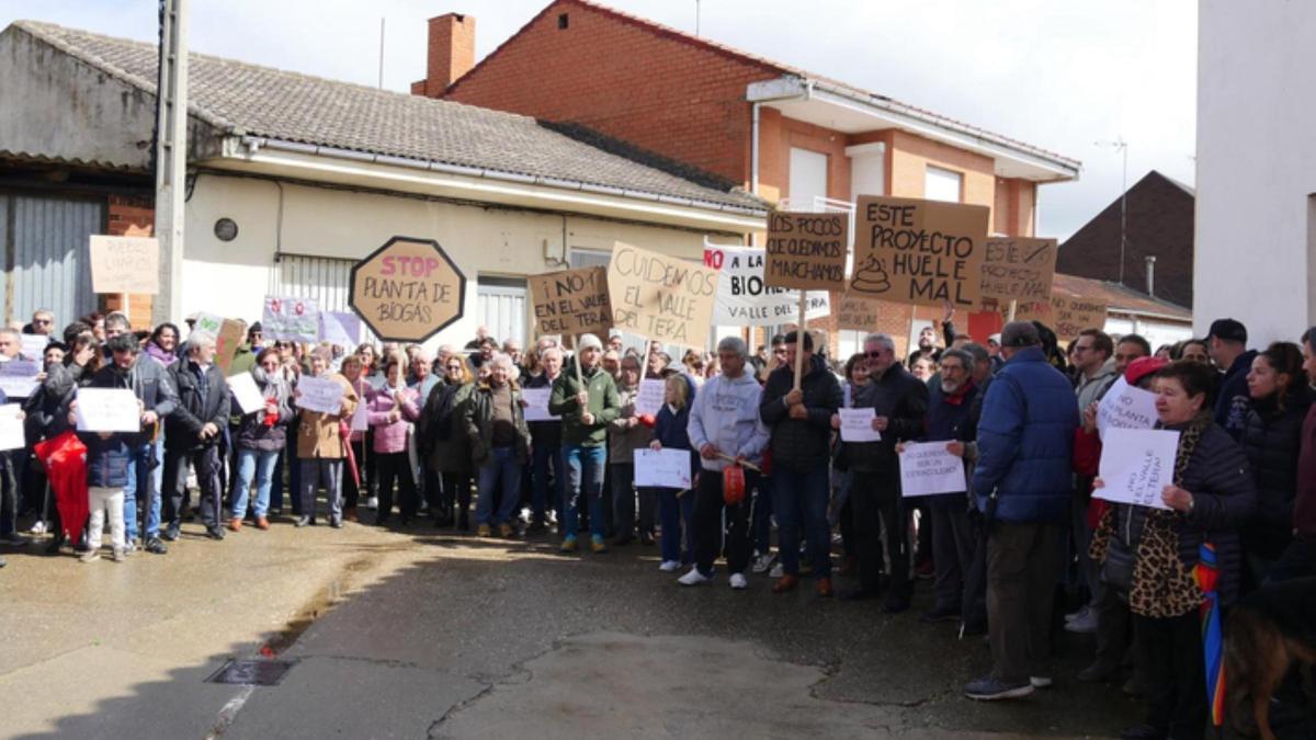 Primera movilización celebrada en Vega de Tera en marzo. / E. P.