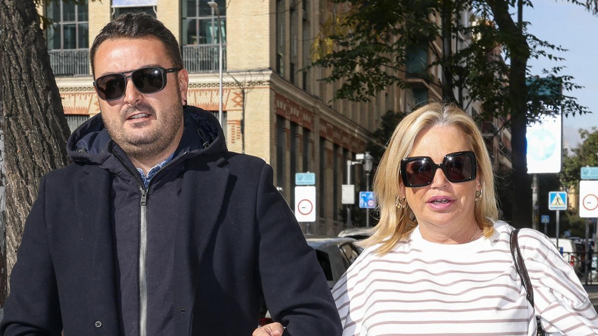 Belén Esteban junto a su marido, Miguel