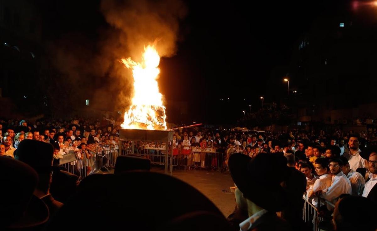 Celebración de la fiesta religiosa judía del Lag Baomer en el Monte Meron, al norte de Israel.