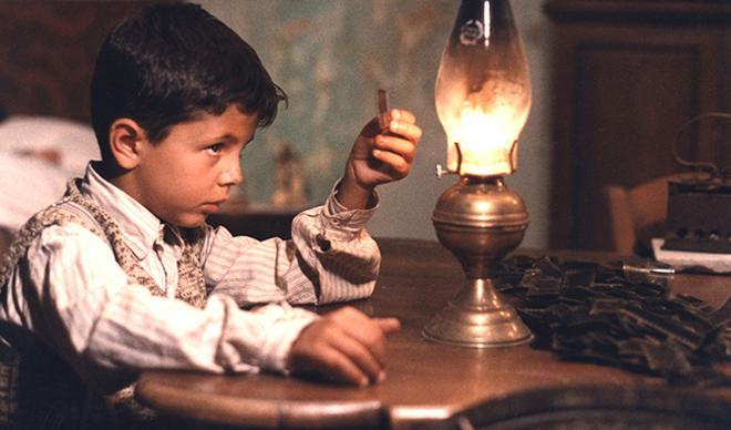 Fotograma de 'Cinema Paradiso'