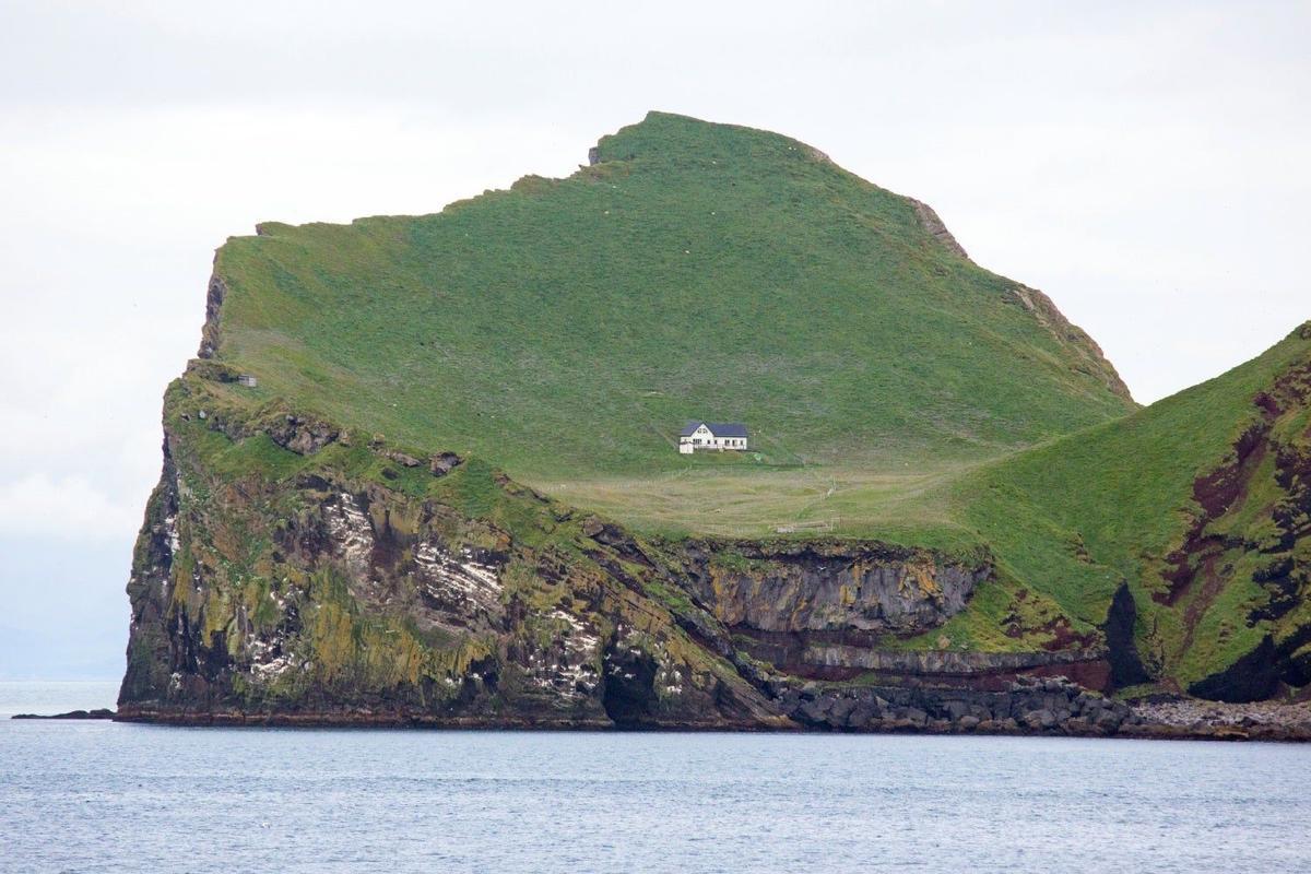 Casa solitaria, Ellidaey Island