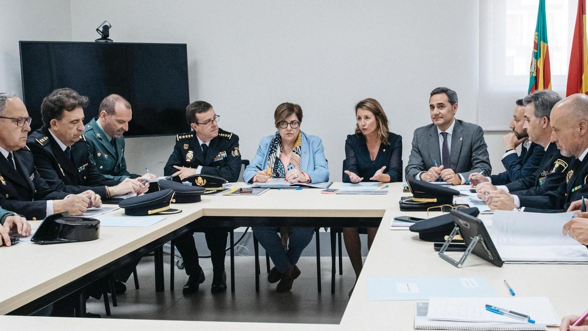Imagen de la junta de seguridad, este martes, en Castelló.