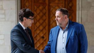 Un primer pas, però encara lluny del pacte d’investidura