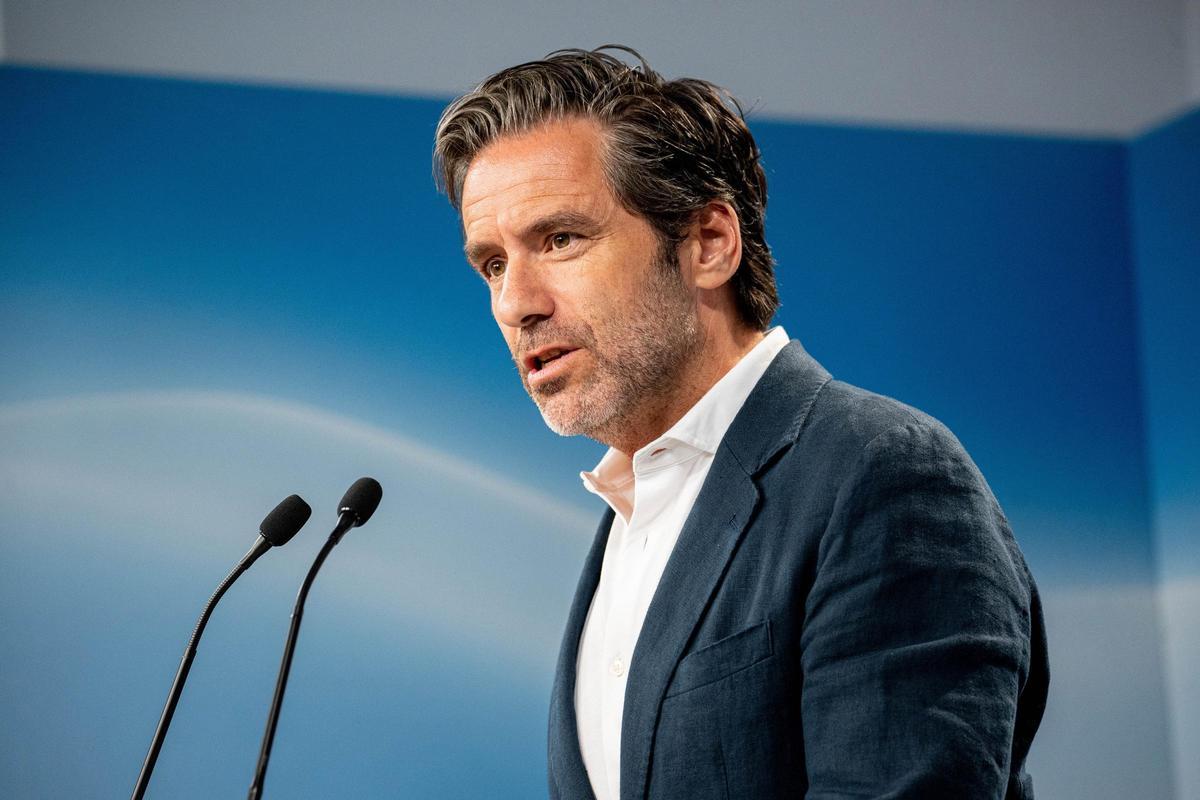 Feijóo «europeïtza» la crisi de Ceuta emportant-se el president del PP europeu a la quarta visita a la ciutat