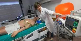 La UA lidera en España la formación en Enfermería y  la UMH es la tercera en inserción laboral de los médicos