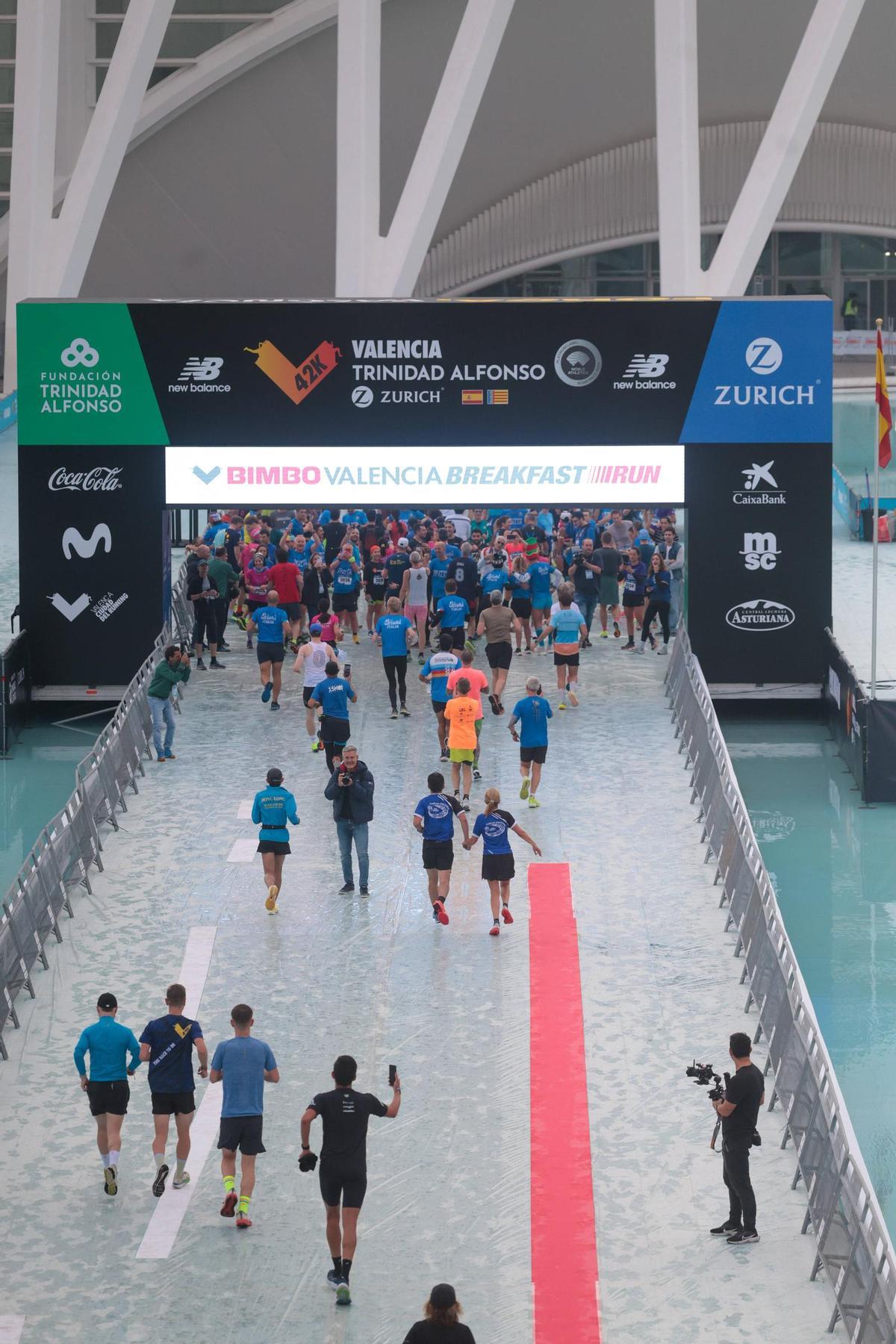 Intenso sábado previo de Maratón Valencia 2024, lleno de actividades para todos los públicos