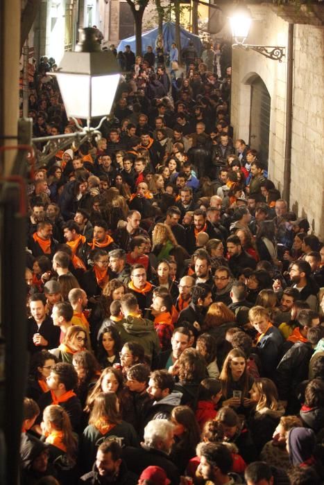 Corremosques multitudinari pel centre de Girona