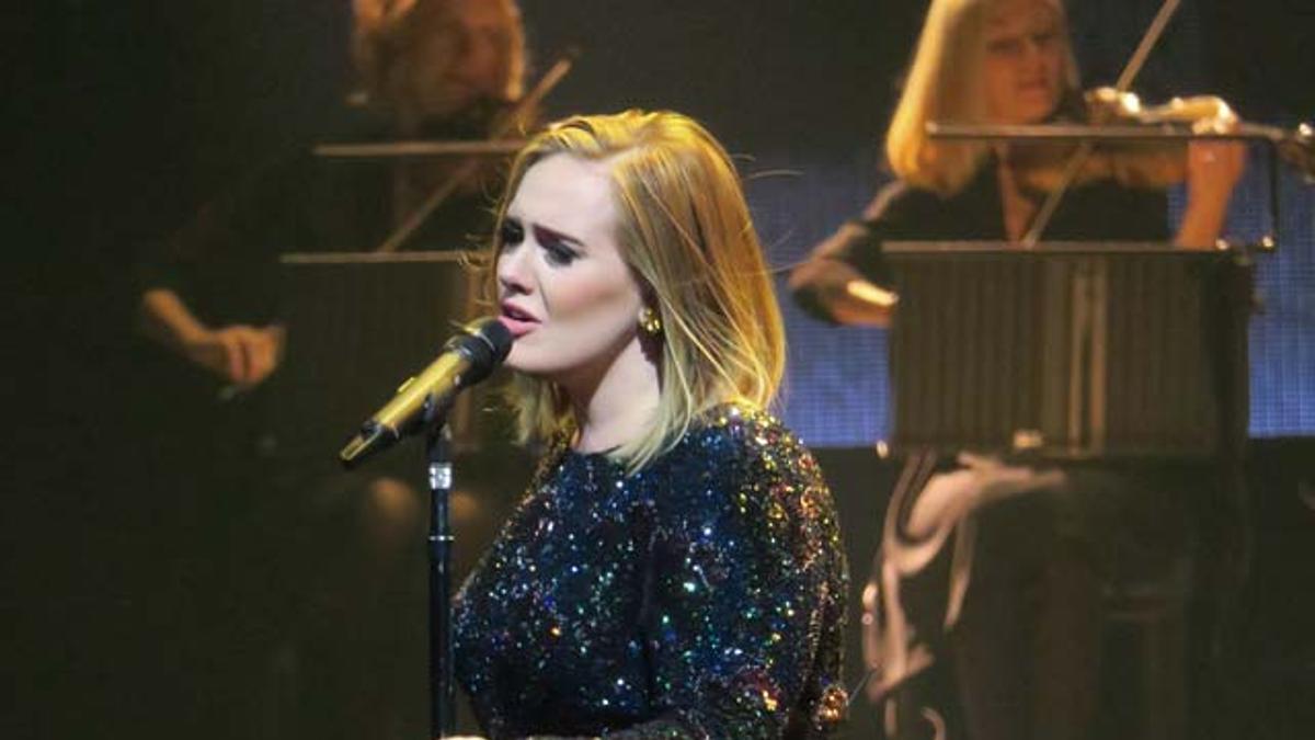 Adele da un súper concierto en Los Ángeles