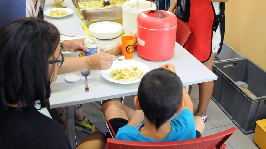 Un total de 114 infants es beneficien d&#039;un àpat diari