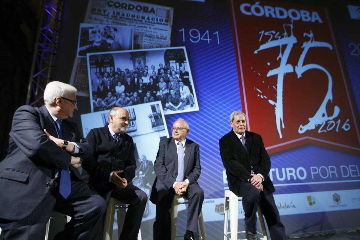 Antonio Ramos, segundo por la derecha, en la celebración del 75 aniversario de Diario CÓRDOBA.