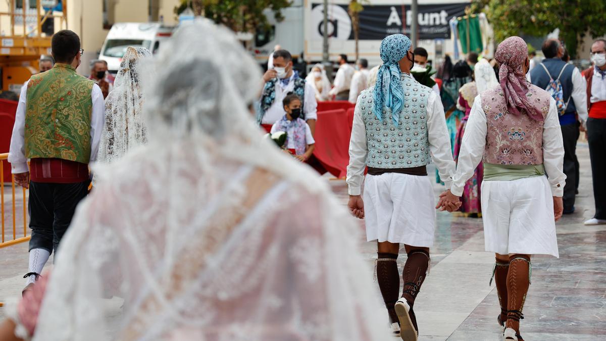 Búscate en el segundo día de Ofrenda por la calle Caballeros (entre las 17.00 y las 18.00 horas)