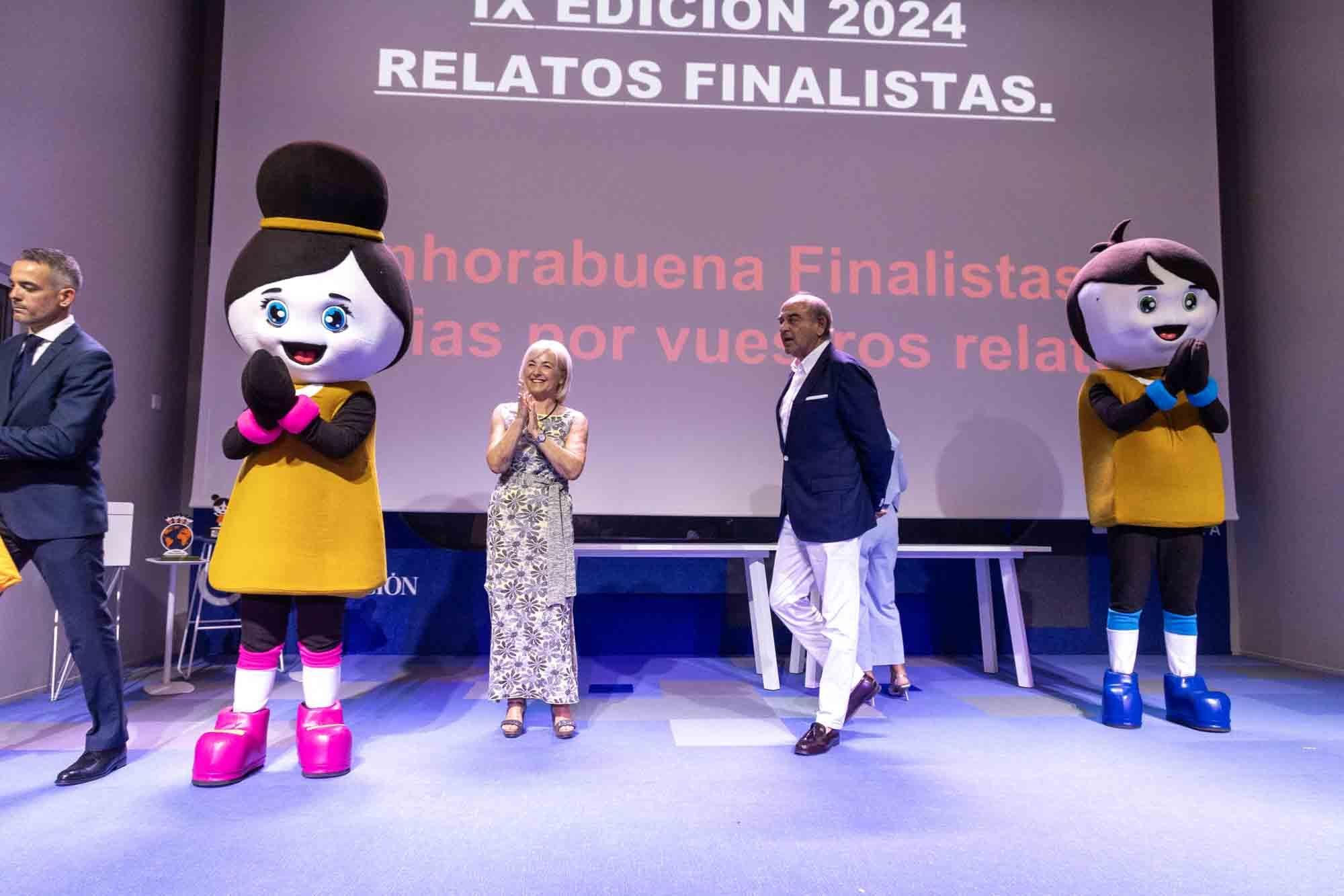 Entrega de premios del concurso infantil de relatos cortos "Cuéntame un cuento para comer" en el Club INFORMACIÓN organizado por COES