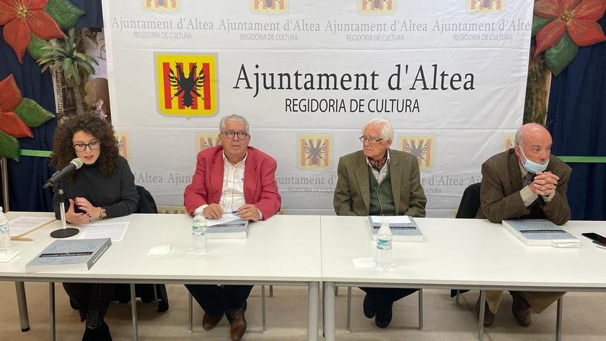 La presentación del nuevo libro sobre Altea.