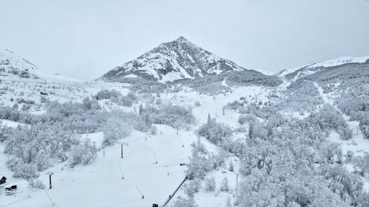 Muere una persona en un alud en el barranco de Puimestre en Cerler